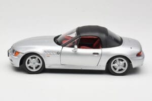 BMW Z3 Roadster 1.8 Argento UT Models 1:18 20404 Pressofusione — immagine 4 di 8
