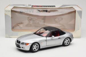 BMW Z3 Roadster 1.8 Argento UT Models 1:18 20404 Pressofusione — immagine 8 di 8