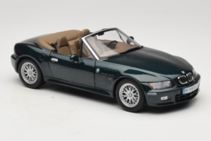 BMW Z3 Roadster 2.8 Verde Scuro Edizione Concessionaria UT Models 1:18 80439411713 Pressofusione — immagine 6 di 8
