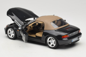 BMW Z3 Roadster Verde Edizione Concessionaria UT Models 1:18 80439411711 Pressofusione — immagine 5 di 8