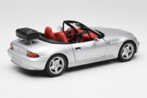 BMW Z3 Roadster Con Portabagagli Argento UT Models 1:18 20407 Pressofusione — immagine 3 di 8