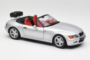 BMW Z3 Roadster Con Portabagagli Argento UT Models 1:18 20407 Pressofusione — immagine 6 di 8
