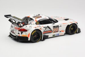 BMW Z4 E89 GT3 #888 Triple Eight Racing L. Mowle / J. Ratcliffe 24 Hours of Spa 2015 Minichamps 1:18 151152388 Pressofusione — immagine 2 di 6