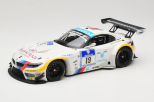 BMW Z4 GT3 #19 Team Schubert J. Muller / D. Muller ADAC 24 Hours Nurburgring 2012 Minichamps 1:18 151122319 Pressofusione