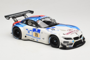 BMW Z4 GT3 #19 Team Schubert J. Muller / D. Muller ADAC 24 Hours Nurburgring 2013 Minichamps 1:18 151132319 Pressofusione — immagine 4 di 6