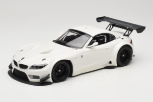 BMW Z4 GT3 E89 Bianco Minichamps 1:18 151122301 Pressofusione