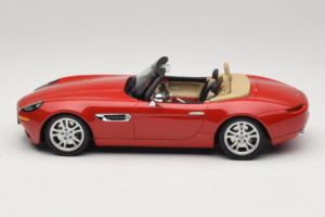 BMW Z8 Rosso Minichamps 1:18 155024230 Pressofusione — immagine 3 di 6