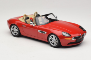 BMW Z8 Rosso Minichamps 1:18 155024230 Pressofusione — immagine 4 di 6