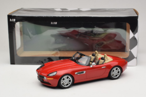 BMW Z8 Rosso Minichamps 1:18 155024230 Pressofusione — immagine 6 di 6