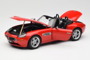 BMW Z8 E52 Rosso AUTOart 1:18 70513 Pressofusione — immagine 2 di 8