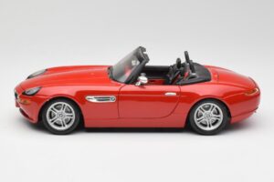 BMW Z8 E52 Rosso Metallizzato Bburago 1:18 18-12032 Pressofusione — immagine 4 di 8