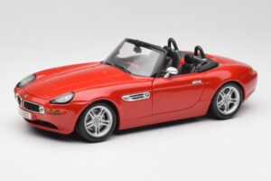 BMW Z8 E52 Rosso Metallizzato Bburago 1:18 18-12032 Pressofusione