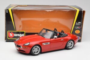 BMW Z8 E52 Rosso Metallizzato Bburago 1:18 18-12032 Pressofusione — immagine 8 di 8