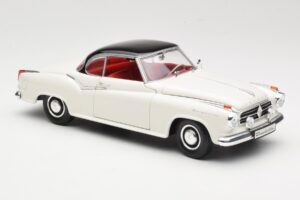 Borgward Isabella Coupé Bianco Revell 1:18 08982-W1 Pressofusione — immagine 6 di 8