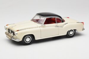 Borgward Isabella Coupe Bianco Revell 1:18 8859 Pressofusione