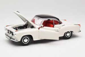 Borgward Isabella Coupé Bianco Revell 1:18 08982-W1 Pressofusione — immagine 2 di 8