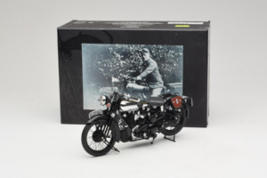 Brough Superior SS 100 T. E. Lawrence Minichamps 1:18 122135500 Pressofusione — immagine 6 di 6