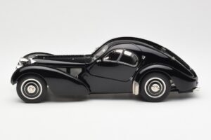 Bugatti 57SC Atlantic Nero CMC 1:18 M-085 Pressofusione — immagine 3 di 6