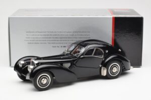Bugatti 57SC Atlantic Nero CMC 1:18 M-085 Pressofusione — immagine 6 di 6