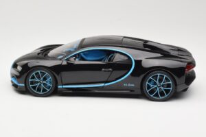 Bugatti Chiron Nero & Blu Bburago 1:18 18-11040BK Pressofusione — immagine 4 di 8