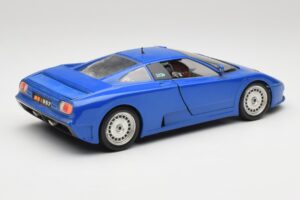 Bugatti EB110 Blu Scuro Bburago 1:18 3035-DB Pressofusione — immagine 3 di 8