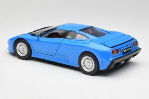 Bugatti EB110 GT Blu Anson 1:18 30303-W Pressofusione — immagine 7 di 8