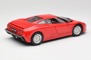 Bugatti EB110 SS Rosso Anson 1:18 30303-W-M1 Pressofusione — immagine 3 di 8