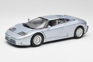 Bugatti EB110 SS Argento Anson 1:18 30303-W-M2 Pressofusione