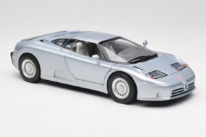 Bugatti EB110 SS Argento Anson 1:18 30303-W-M2 Pressofusione — immagine 6 di 8