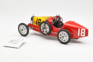 Bugatti T35 National Colors Spain CMC 1:18 M-100-B-016 Pressofusione — immagine 5 di 6