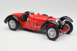 Bugatti Type 55 Rosso Bburago 1:18 3009 Pressofusione — immagine 4 di 6