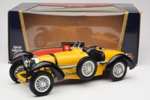 Bugatti Type 59 Giallo Bburago 1:18 3005 Pressofusione — immagine 8 di 8