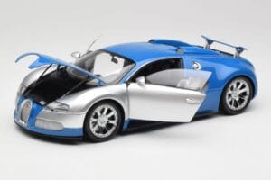 Bugatti Veyron Edition Centenaire Chrome Blue Minichamps 1:18 100110850-O Pressofusione — immagine 2 di 7