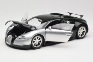 Bugatti Veyron Edition Centenaire Chrome Green Minichamps 1:18 100110852 Pressofusione — immagine 2 di 8