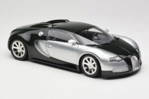 Bugatti Veyron Edition Centenaire Chrome Green Minichamps 1:18 100110852 Pressofusione — immagine 6 di 8
