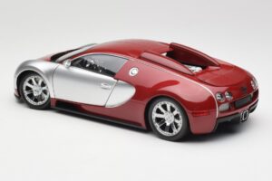 Bugatti Veyron Edition Centenaire Chrome Red Minichamps 1:18 100110851-O Pressofusione — immagine 7 di 8