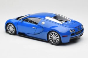 Bugatti Veyron Azzurro Blu Scuro Minichamps 1:18 100110821 Pressofusione — immagine 7 di 8
