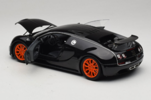 Bugatti Veyron Super Sport Black Metallic Minichamps 1:18 100110842 Pressofusione — immagine 5 di 8