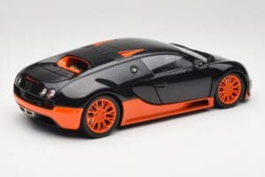 Bugatti Veyron Super Sport World Record Edition Carbon & Orange Minichamps 1:18 100110840 Pressofusione — immagine 3 di 8
