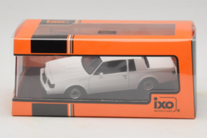 Buick Grand National Bianco IXO 1:43 CLC576N Pressofusione — immagine 4 di 4