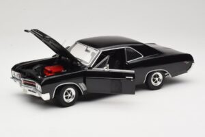 Buick GS 400 Nero American Muscle 1:18 33086 Pressofusione — immagine 2 di 8