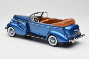 Buick Roadmaster 80-C Four Door Phaeton Blue Metallic BoS Models 1:18 BOS372 Resina — immagine 5 di 6