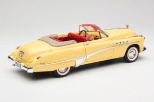 Buick Roadmaster Chrome Yellow Motormax 1:18 23124646-M17 Pressofusione — immagine 3 di 8