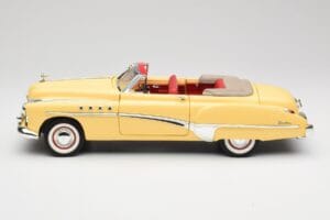 Buick Roadmaster Chrome Yellow Motormax 1:18 23124646-M17 Pressofusione — immagine 4 di 8