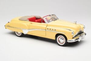 Buick Roadmaster Chrome Yellow Motormax 1:18 23124646-M17 Pressofusione — immagine 6 di 8