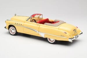 Buick Roadmaster Chrome Yellow Motormax 1:18 23124646-M17 Pressofusione — immagine 7 di 8
