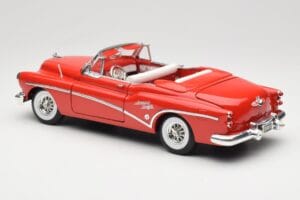 Buick Skylark Cabriolet Rosso Motormax 1:18 73129 Pressofusione — immagine 7 di 8