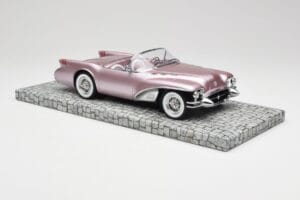 Buick Wildcat II Concept Salmon Metallic Minichamps 1:18 107141221 Resina — immagine 4 di 6