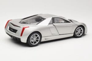Cadillac Cien Argento Hot Wheels 1:18 57296 Pressofusione — immagine 3 di 8