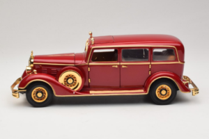 Cadillac Deluxe Tudor Limousine di Stato Puyi Ultimo Imperatore della Cina Sun Star 1:18 4100 Pressofusione — immagine 4 di 9